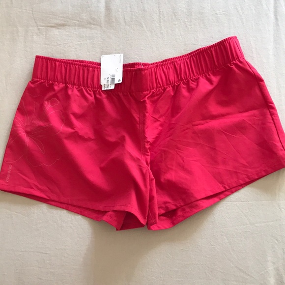 New beach/boardshorts - Picture 2 of 3